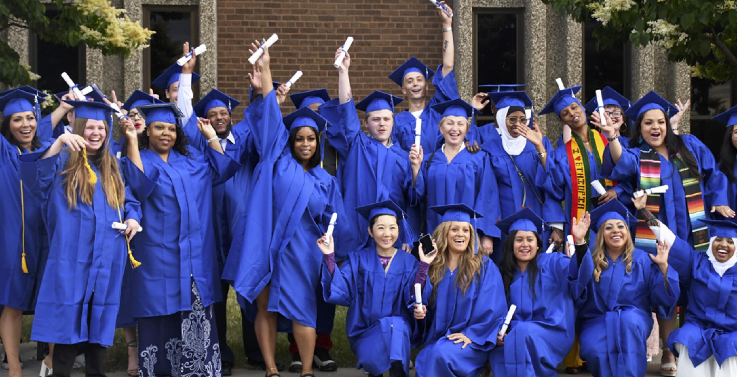 Microsoft Word - Grad Group Photo Word Doc